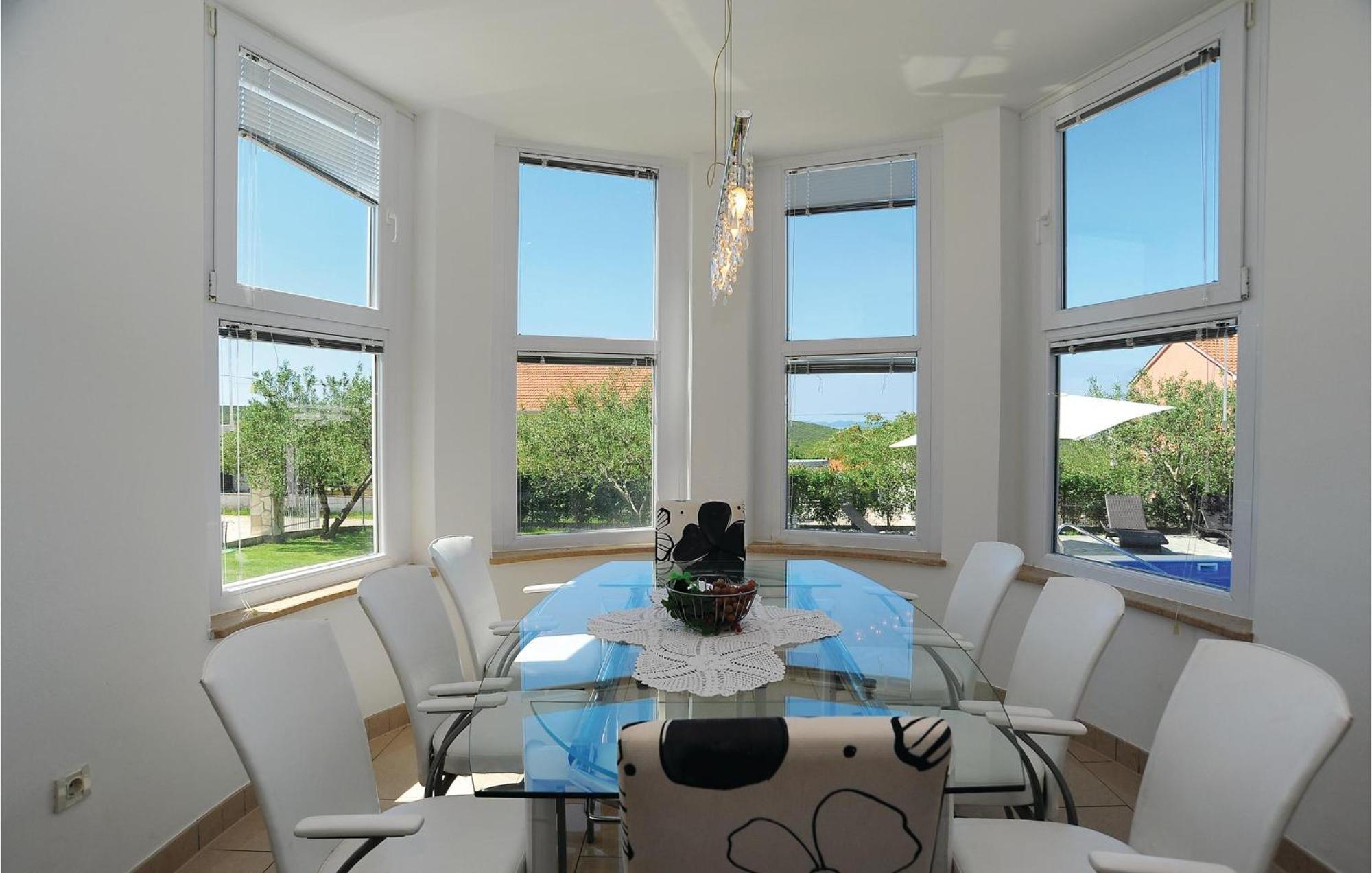 5 Bedroom Amazing Home In Debeljak Zewnętrze zdjęcie